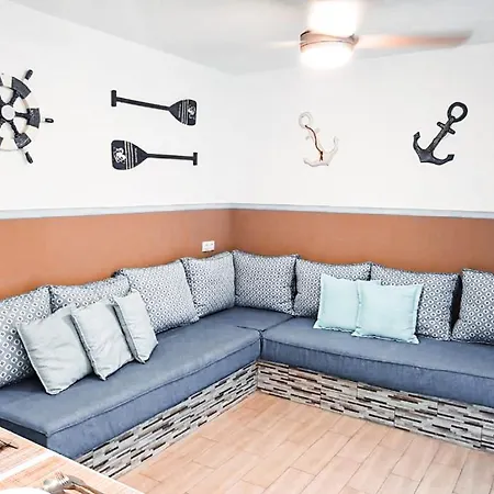 Bungalow Claudia En Complejo Kiwi Apartment